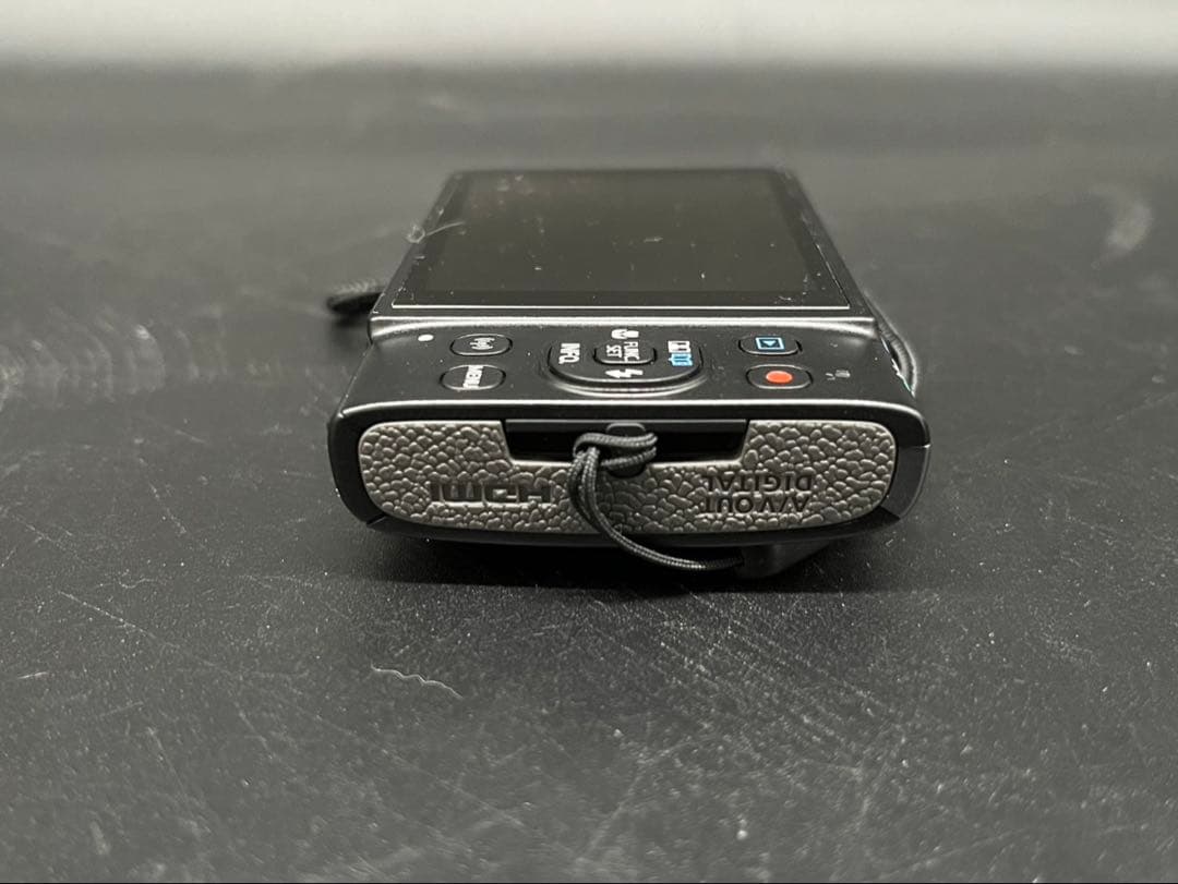 ◇Canon IXY650 コンパクトデジタルカメラ