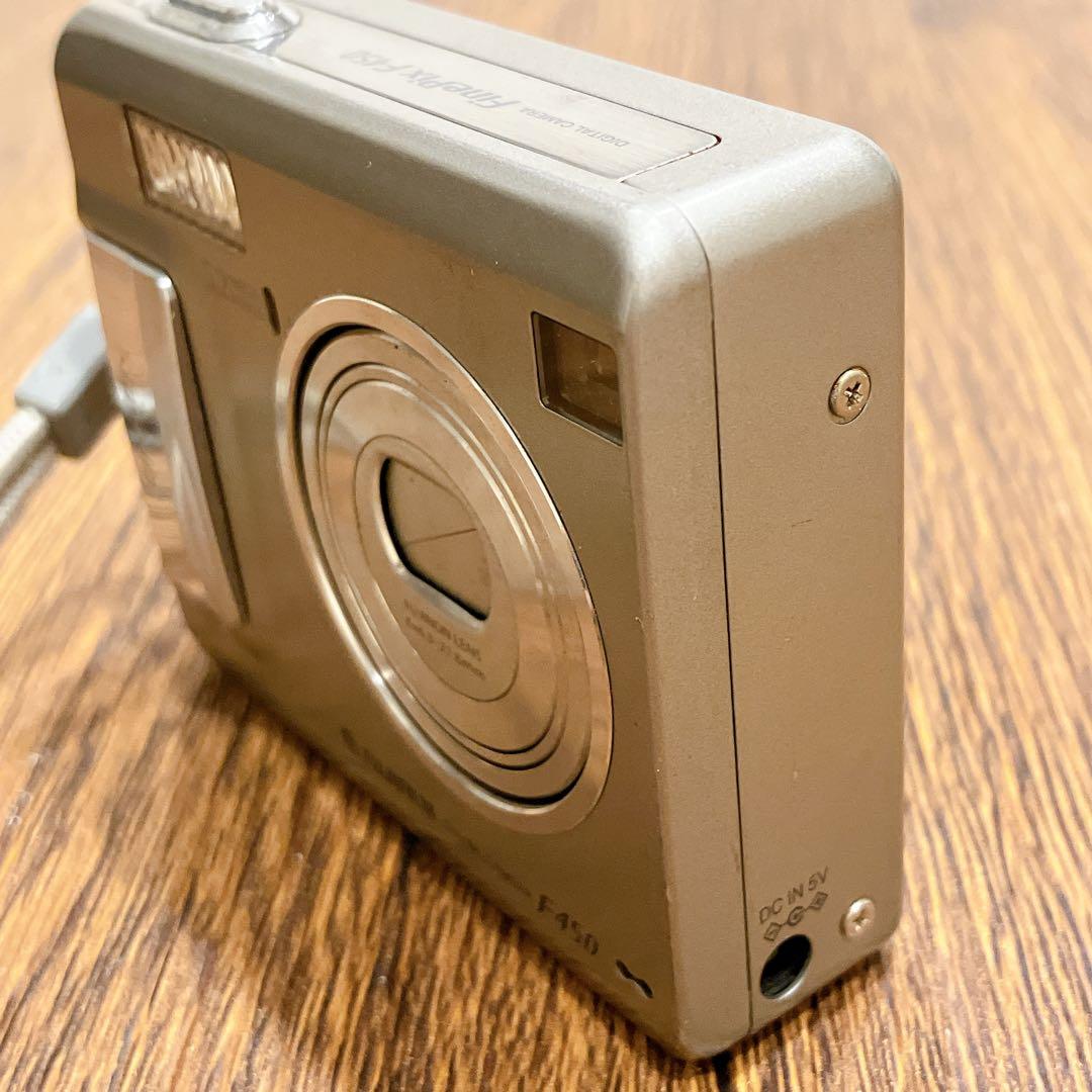 【動作品】FUJIFILM Finepix F450 コンパクトデジタルカメラ