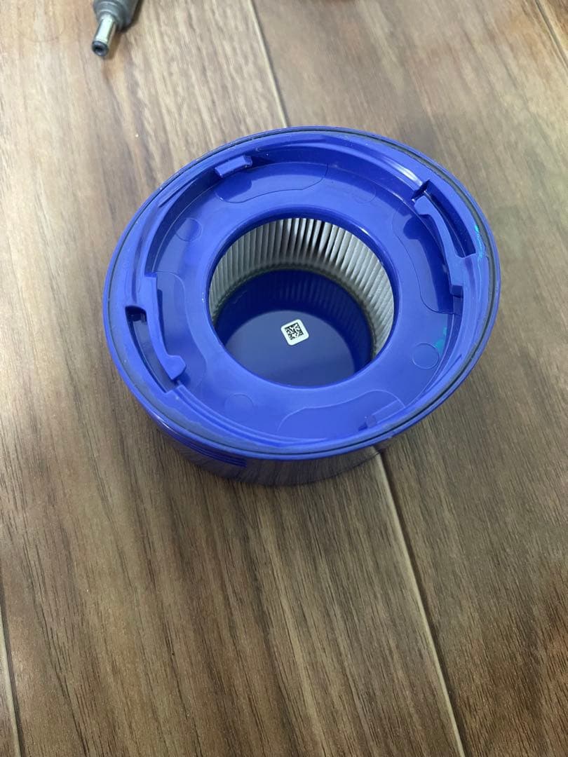 ダイソンDyson V7(sv11)スティッククリーナー本体 サイクロン式セット