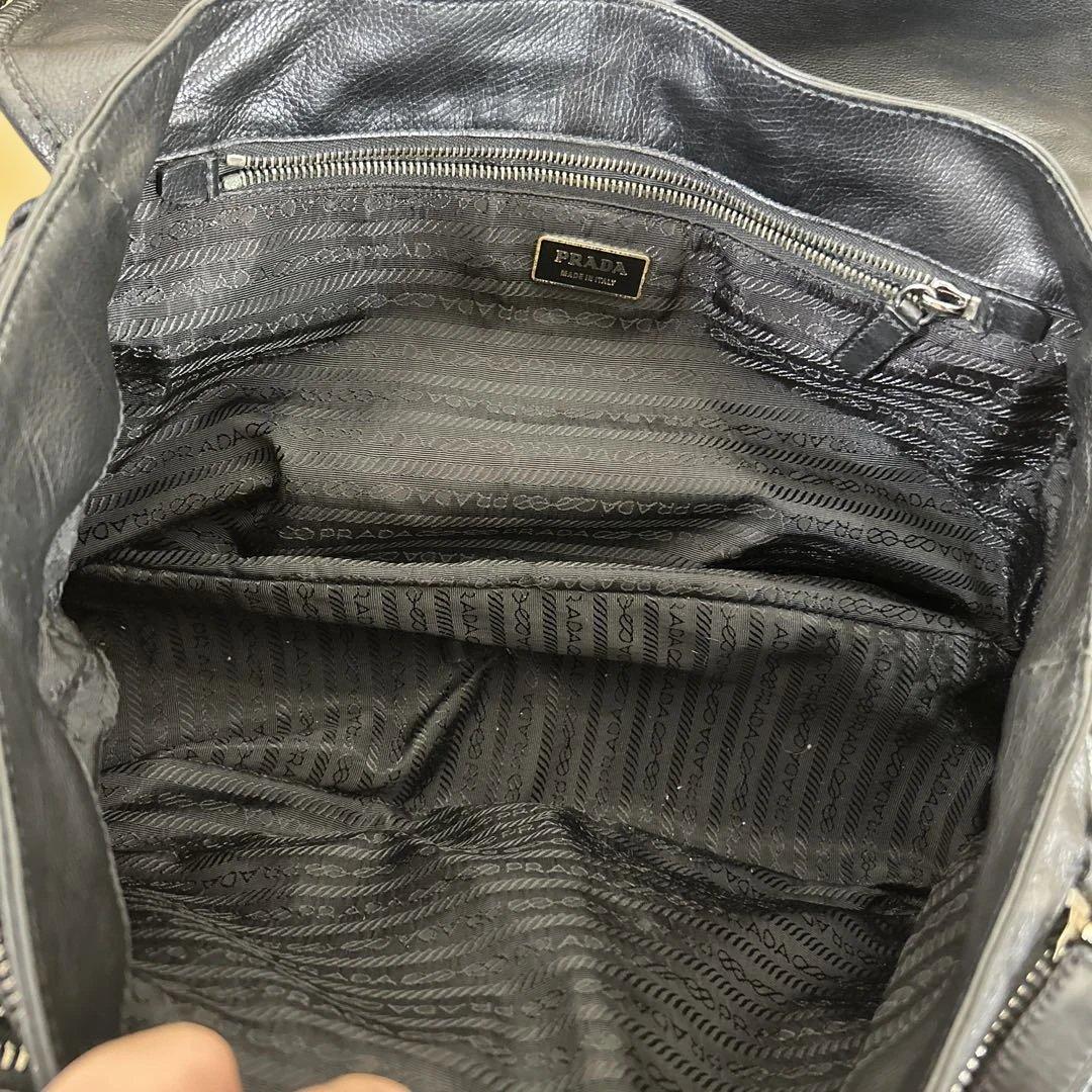 希少　プラダ　PRADA ブラック メッセンジャーバッグ　バッファロー革　黒