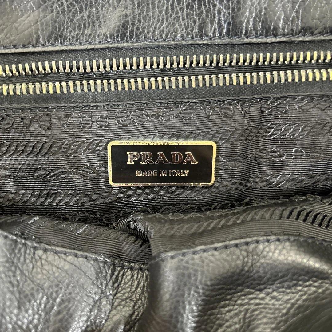 希少　プラダ　PRADA ブラック メッセンジャーバッグ　バッファロー革　黒