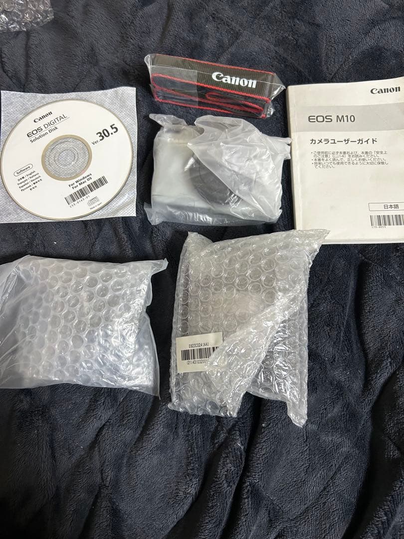 デジタルカメラ Canon EOS M10 + EF-M 22mm f/2 STM