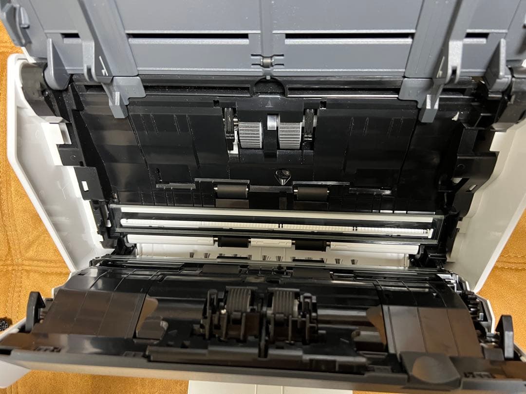 ScanSnap ドキュメントスキャナー ホワイト