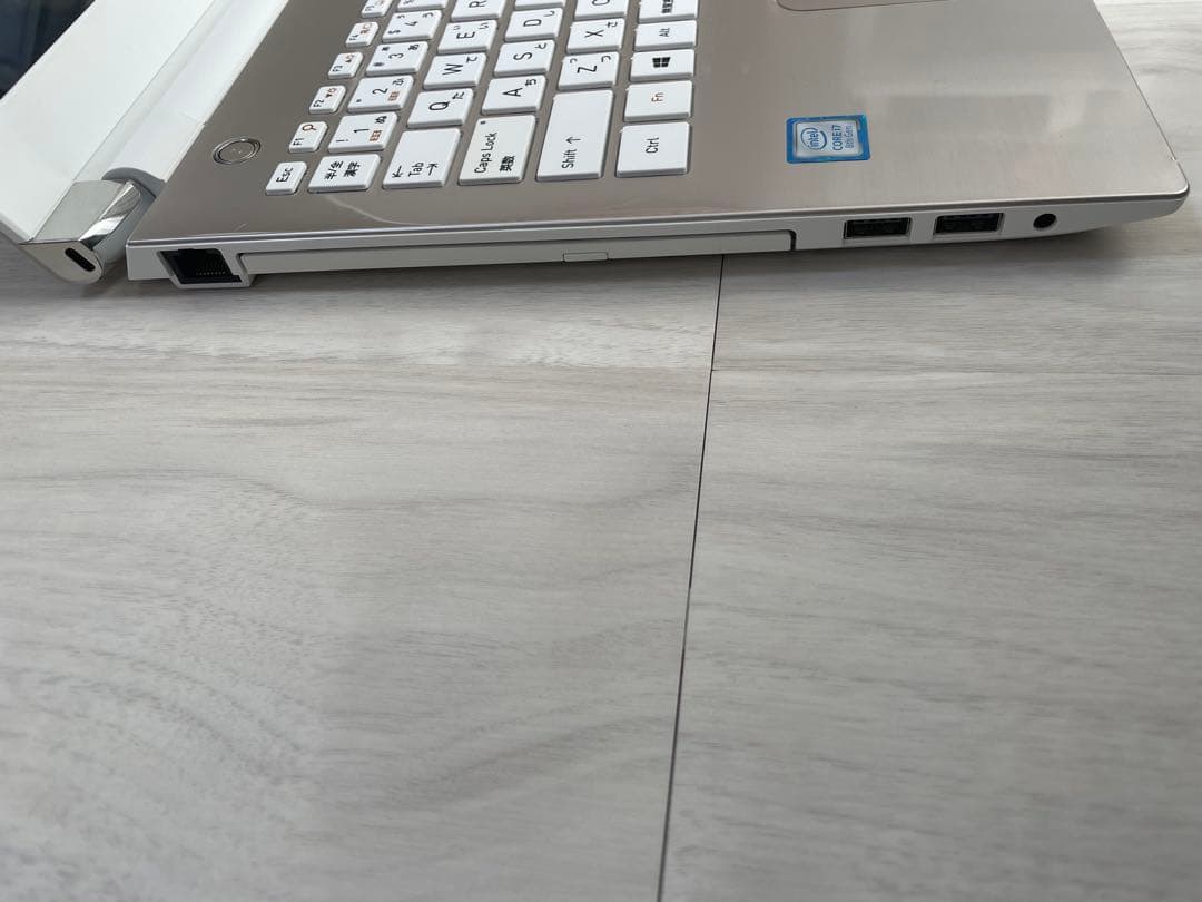 dynabook Core i7 ノートPC 本体　ケース、充電アダプター付き