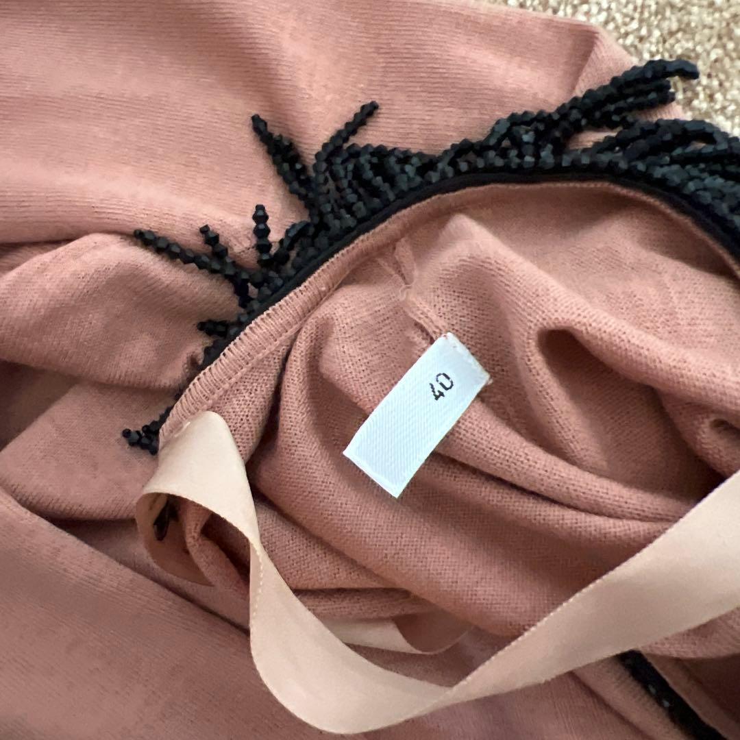 N°21 ビーズ付き襟 ピンク カーディガン