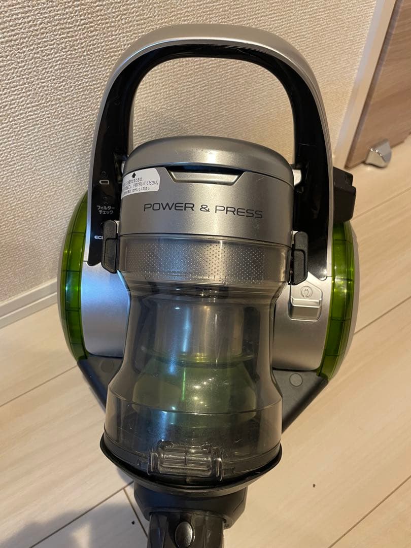 パナソニック ハイブリッド掃除機 サイクロン式　MC‐HS700G