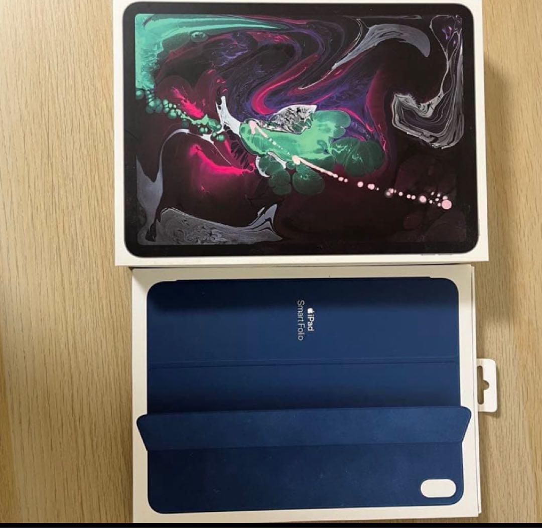 iPad Pro（第1世代）スペースグレー 64GB➕ smart folio