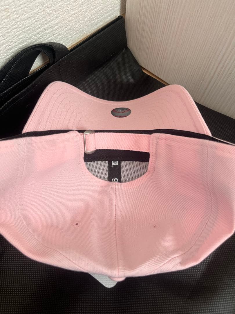 ニューエラ　9FORTY ラインストーン ピンク　RHINESTONE