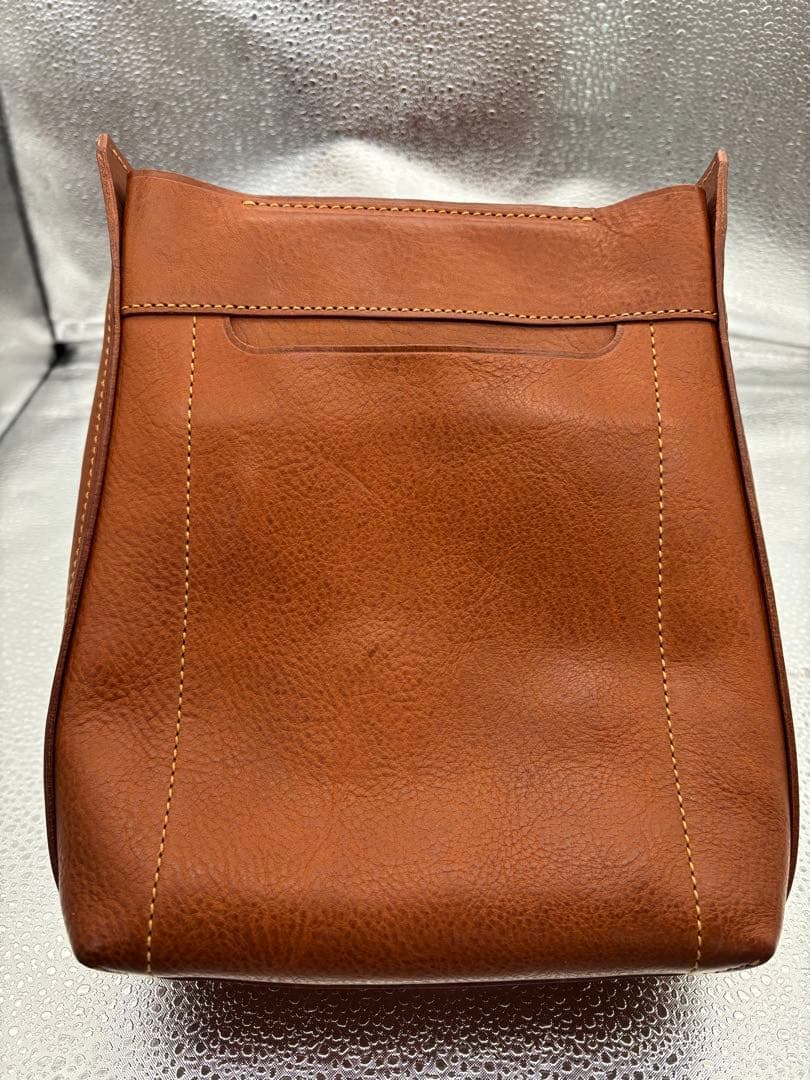 genten ブラウンレザーショルダーバッグ