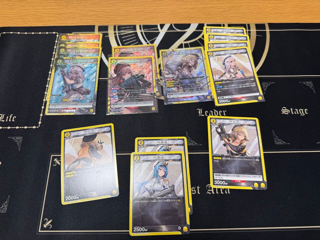 ユニオンアリーナ　NIKKE モダニア　デッキ