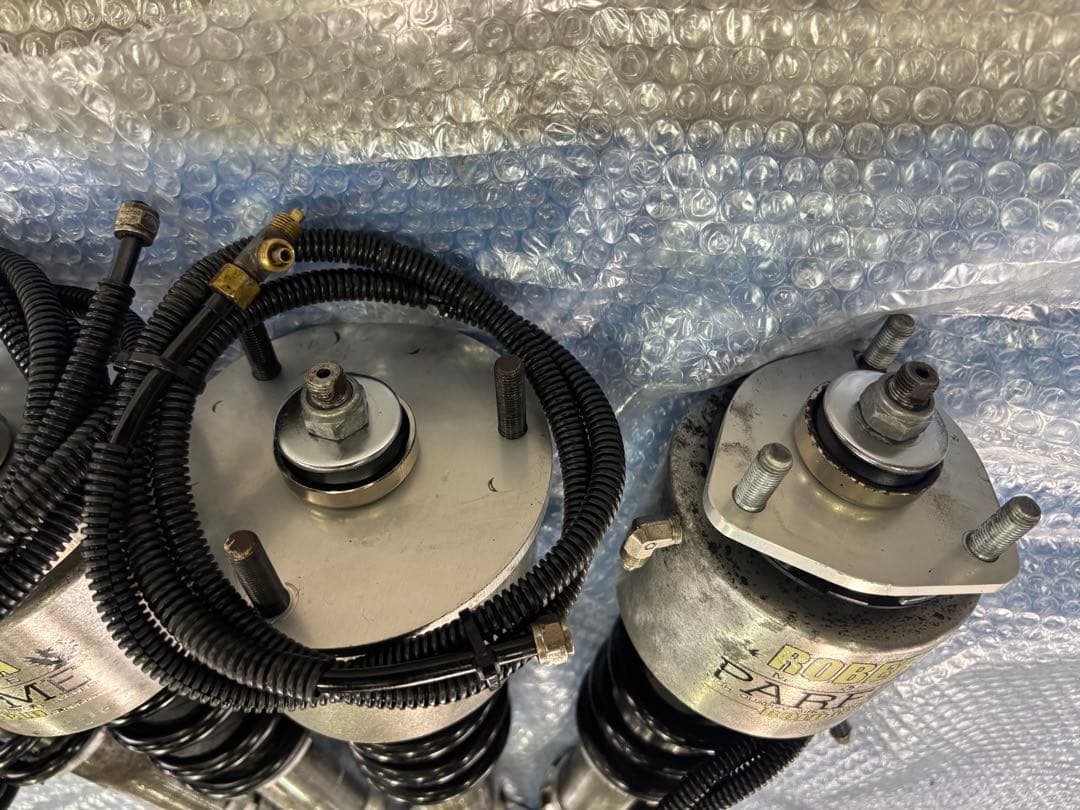 ボルドワールド ROBERUTA PARFUME エアサスペンション　車高調