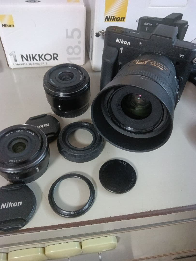 Nikon 1 　V1 FT1 レンズ単3本おまけ付