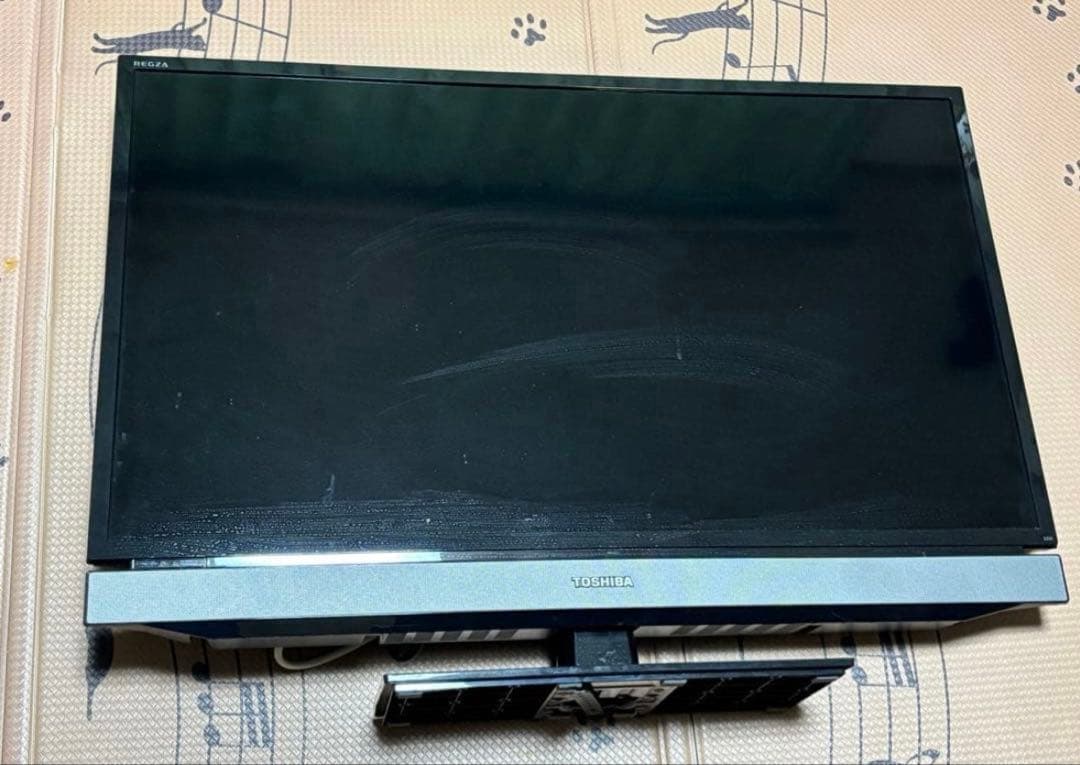 東芝　TOSHIBA テレビ　32V型 REGZA 32S5 2013年製