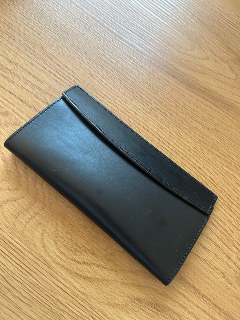 ブラックレザー長財布 m+ エムピウ