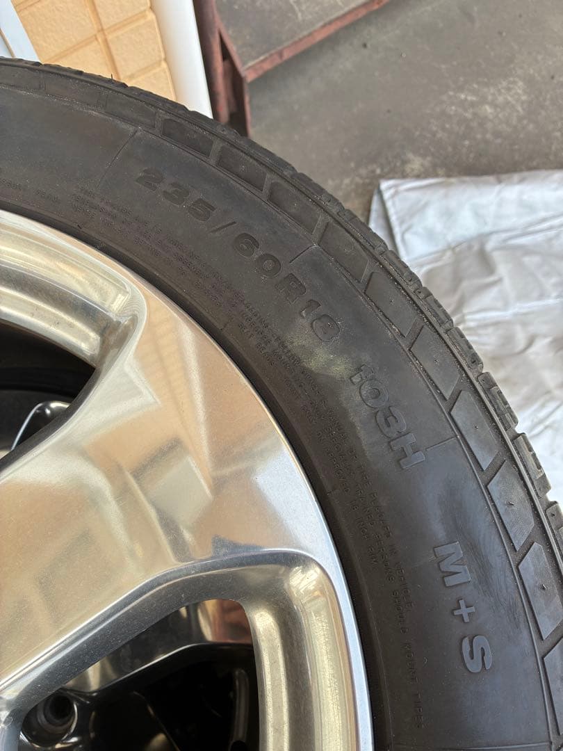 Jeep純正 18×8J +56.4 PCD127/5H 235/60R18