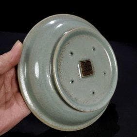 宋代汝窯「清涼寺御用達」篆書折縁洗