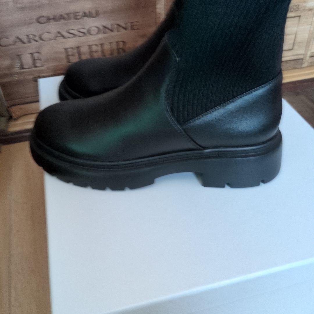 LUPUY サイドゴアブーツ新品未使用！ 削除可能性あり！