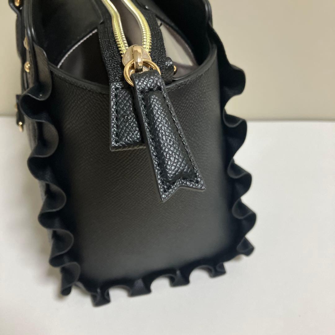 アンドチュエット 推し事バッグ ぬいぐるみバッグ　ブラック