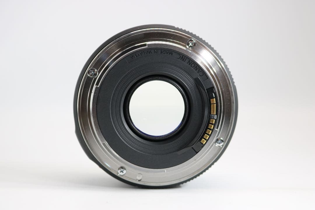 美品 【Canon EF50mm F1.8 STM】 単焦点レンズ 安心保証あり