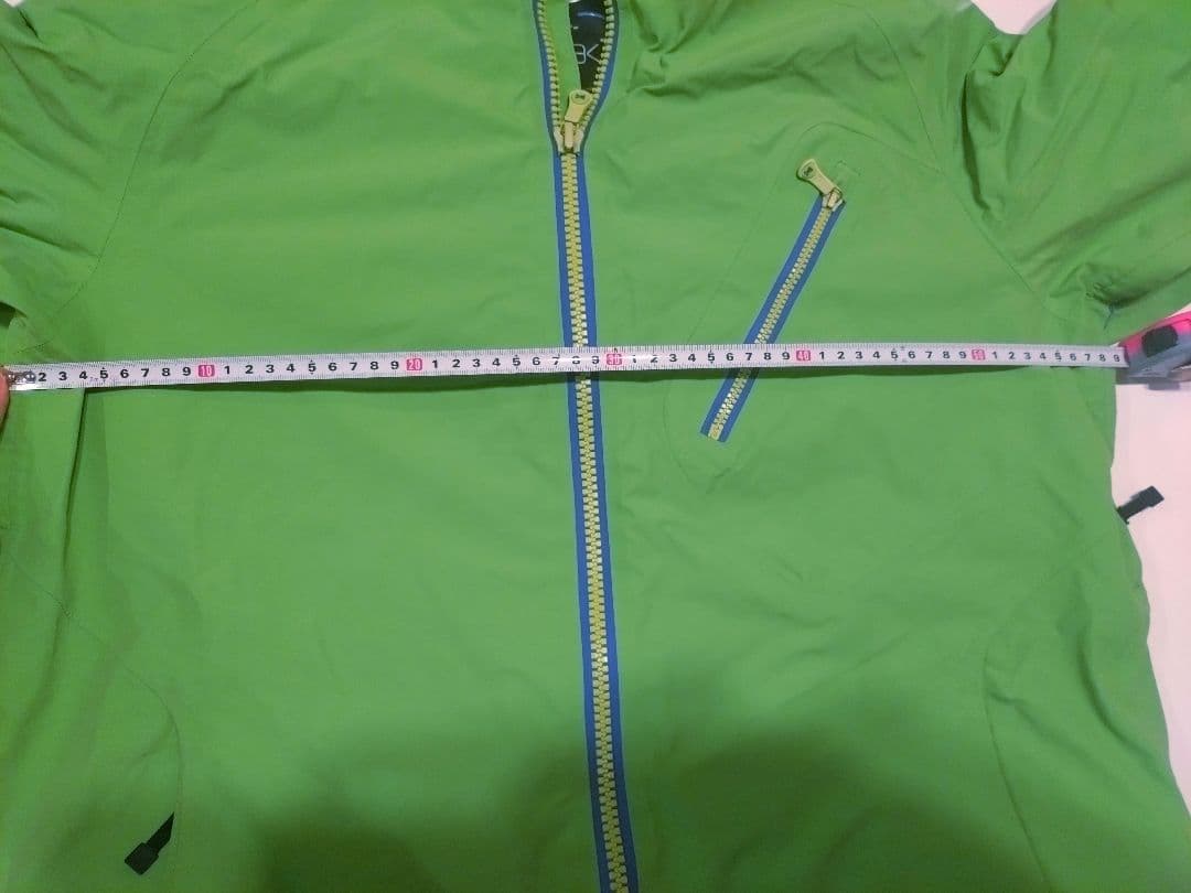 Burton ak　ゴアテックス　スノボーウェア　メンズ　Mサイズ