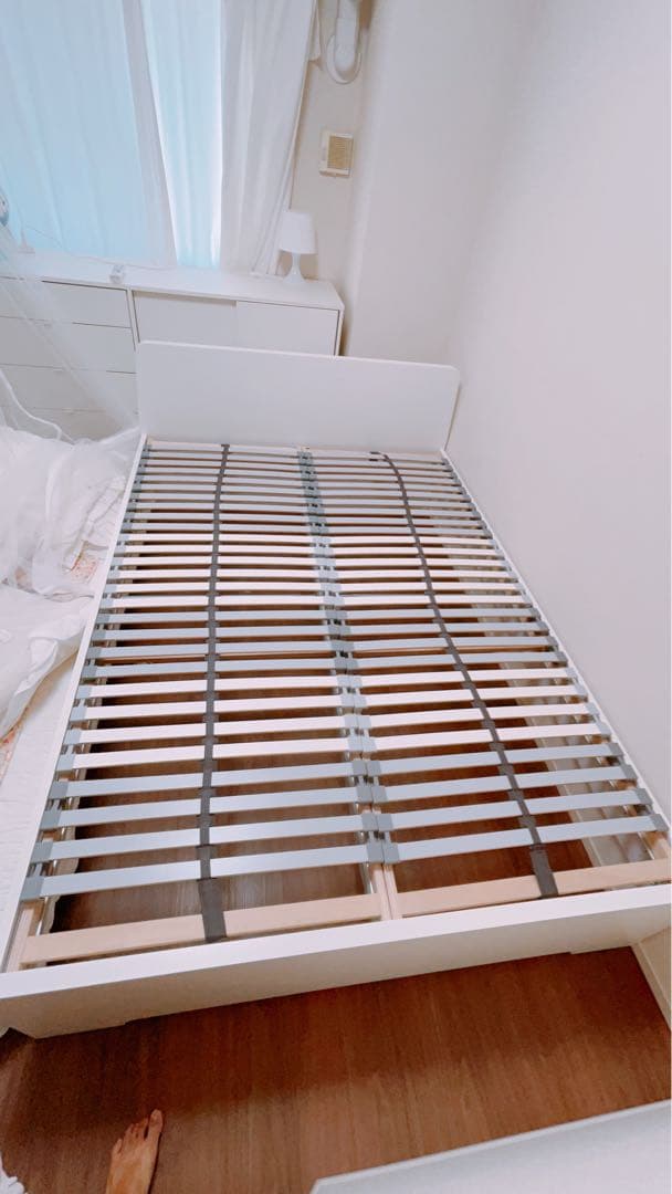 [ダイ様]IKEA ASKVOLL ベッドフレーム 140x200 cm