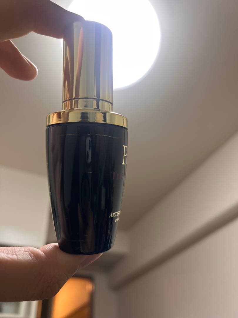 美顔器⭐️中古美品⭐️ARTISTIC&CO⭐️VEGAS Ⅱ⭐️専用美容液付き