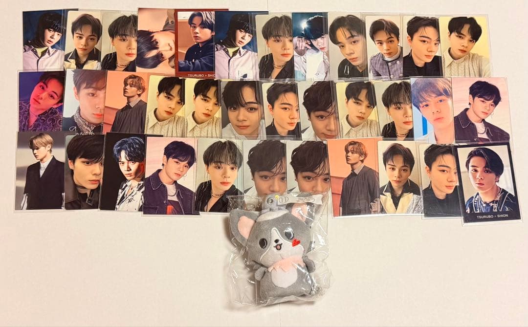 鶴房汐恩 まとめ売り 111点セット