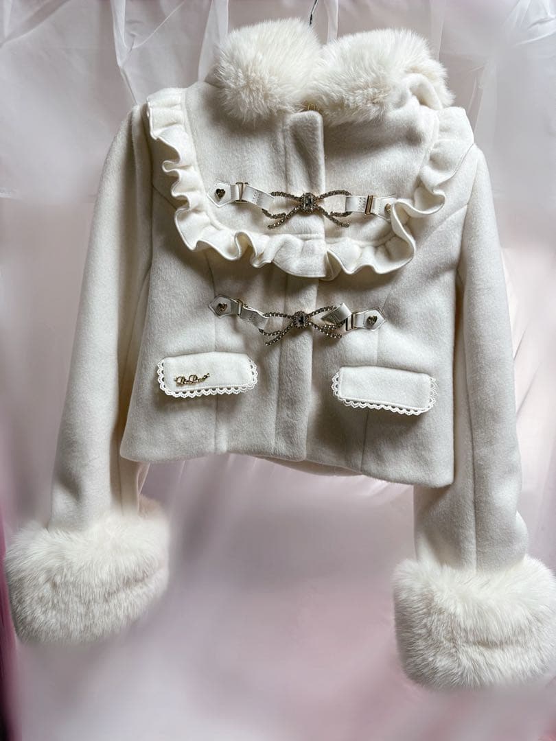 LIZLISA ビジューリボンショートフードコート ホワイト ♥試着のみ