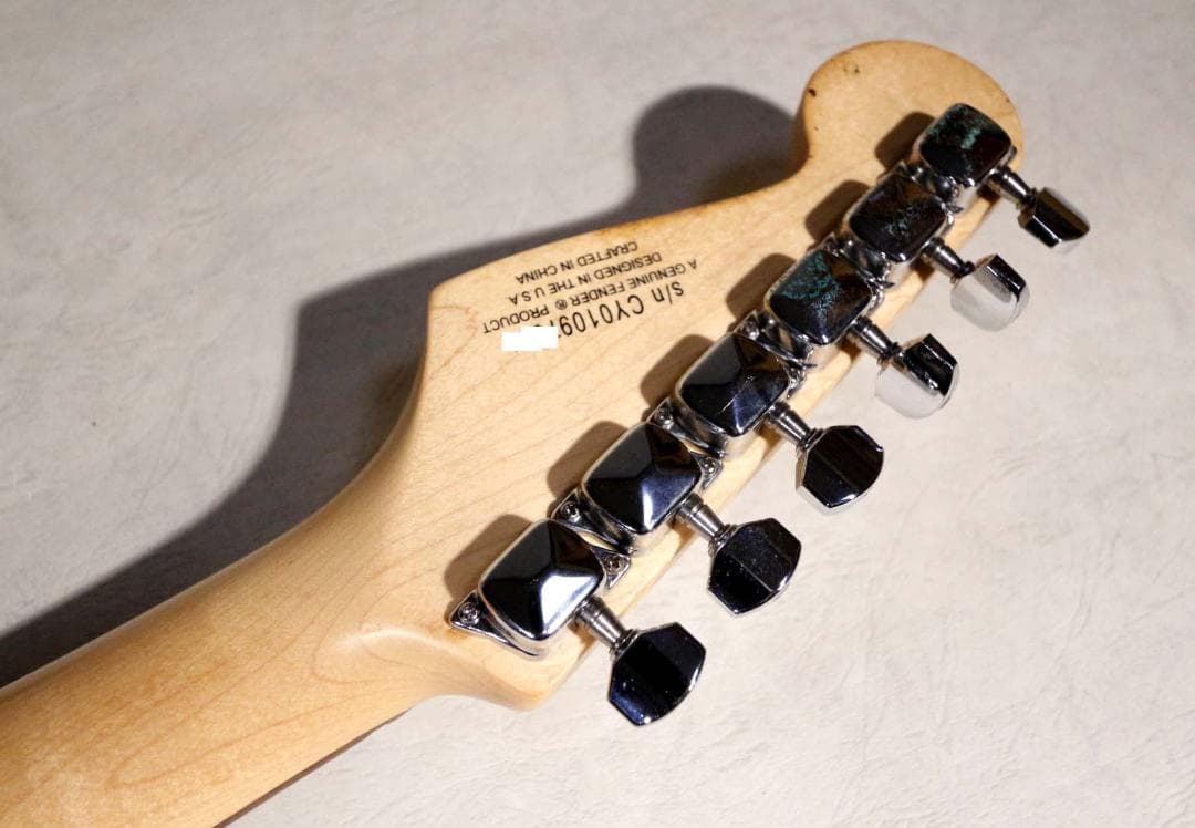 ■スクワイヤー■Squier by Fender■人気のSTRAT■送料込