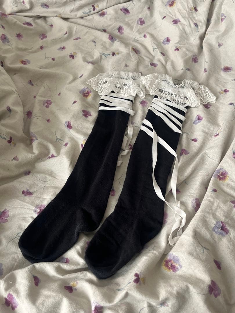 クロスアーチレースリボンオーバーニー黒×白