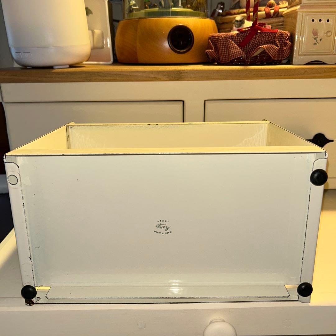 マニーローズ　ホーロー収納ラック