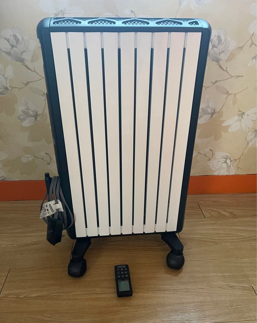 ヒーター　デロンギマルチダイナミックヒーター MDH12-BK 1200W