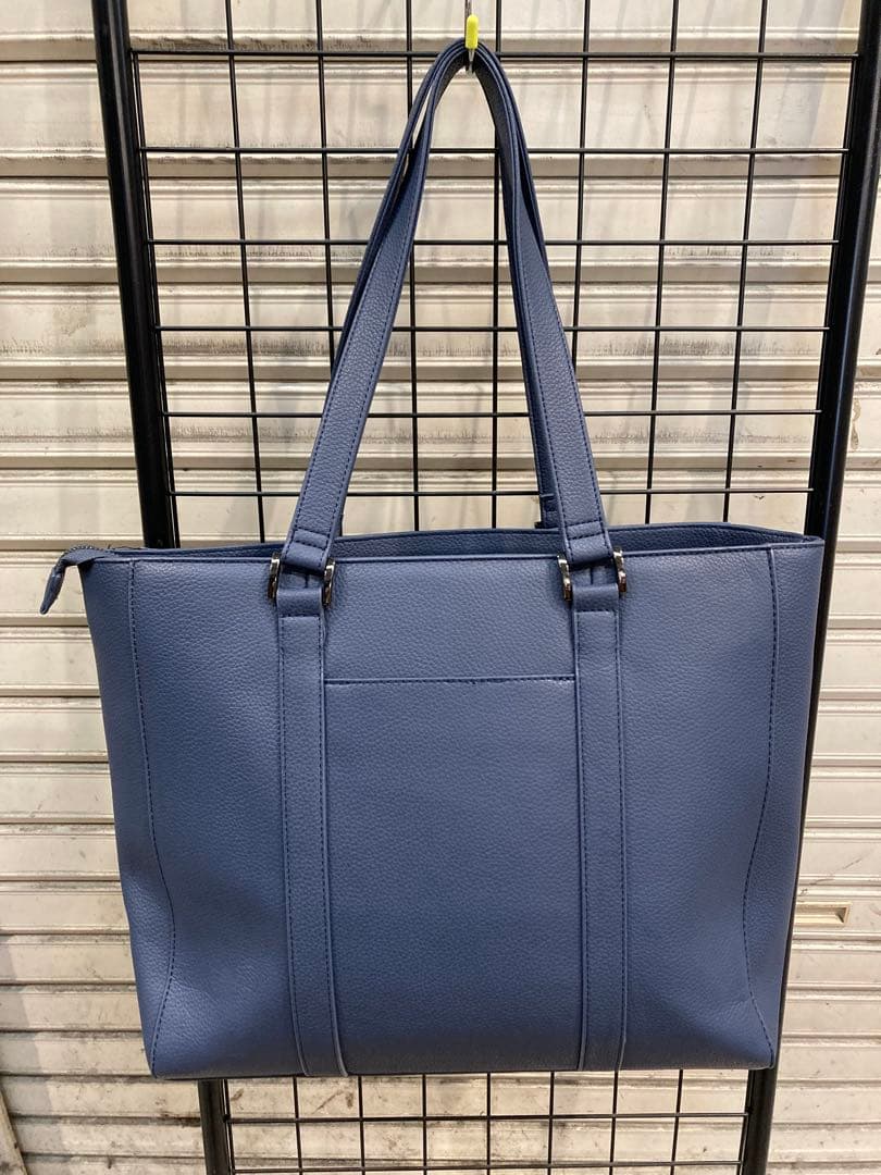 GUSCIO(グッシオ)『新品未使用』《牛革》レザートートバッグ