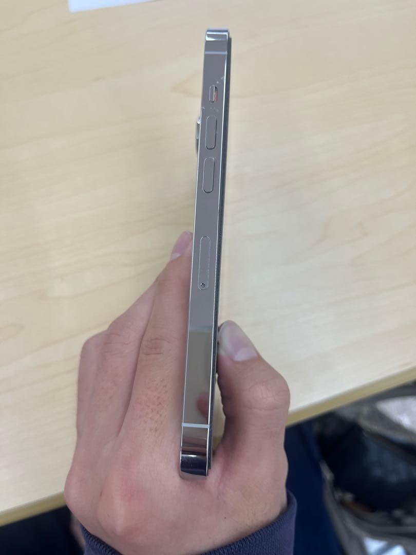 Apple iPhone 14 Pro ホワイト 本体