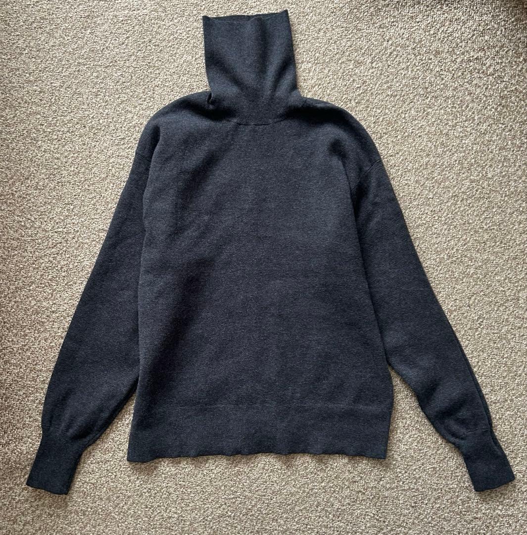 6（ROKU）　コットンウールミラノリブ タートルネック ニット　ダークグレー