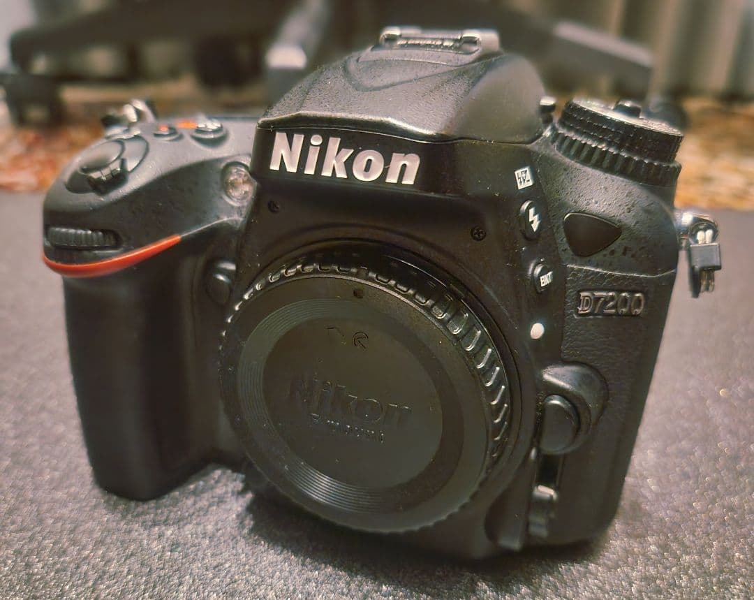 Nikon D7200 本体とBattery Grip