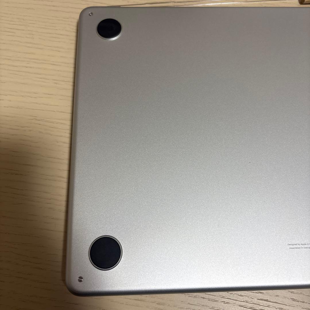 【バッテリー100%】MacBook Air 13.6 2022 M2 8GB