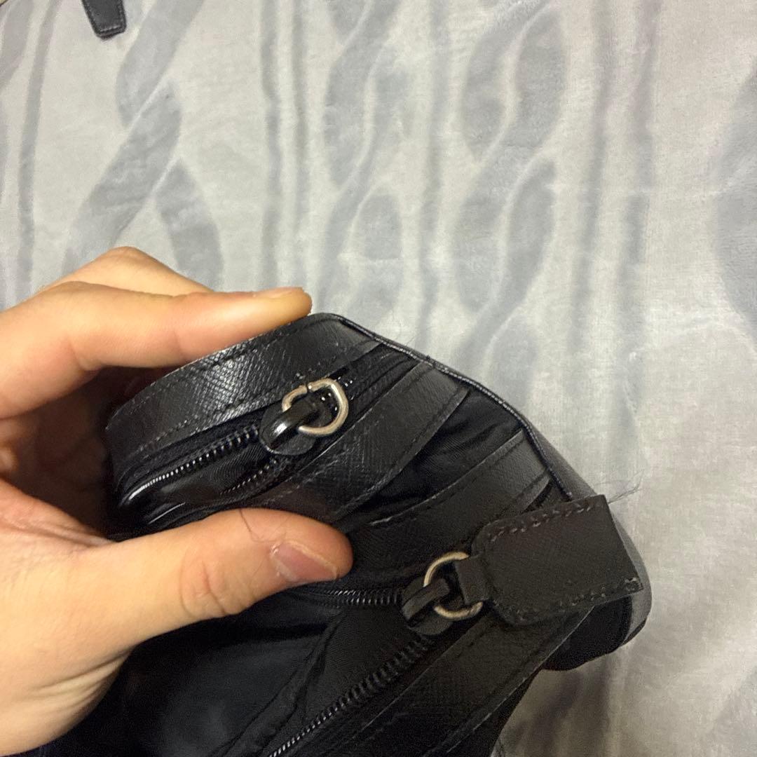 grinPRADA ブラックナイロンポーチ　リュック