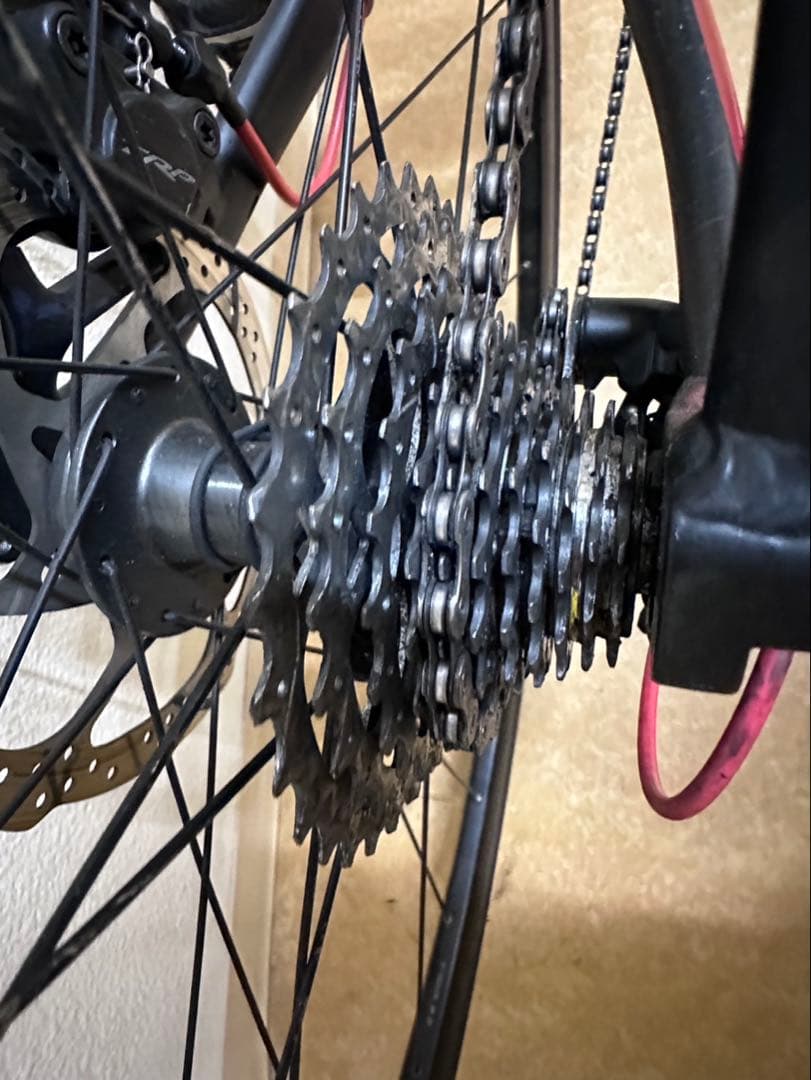 最終価格　カーボンフォーク、ディスクブレーキロードバイク