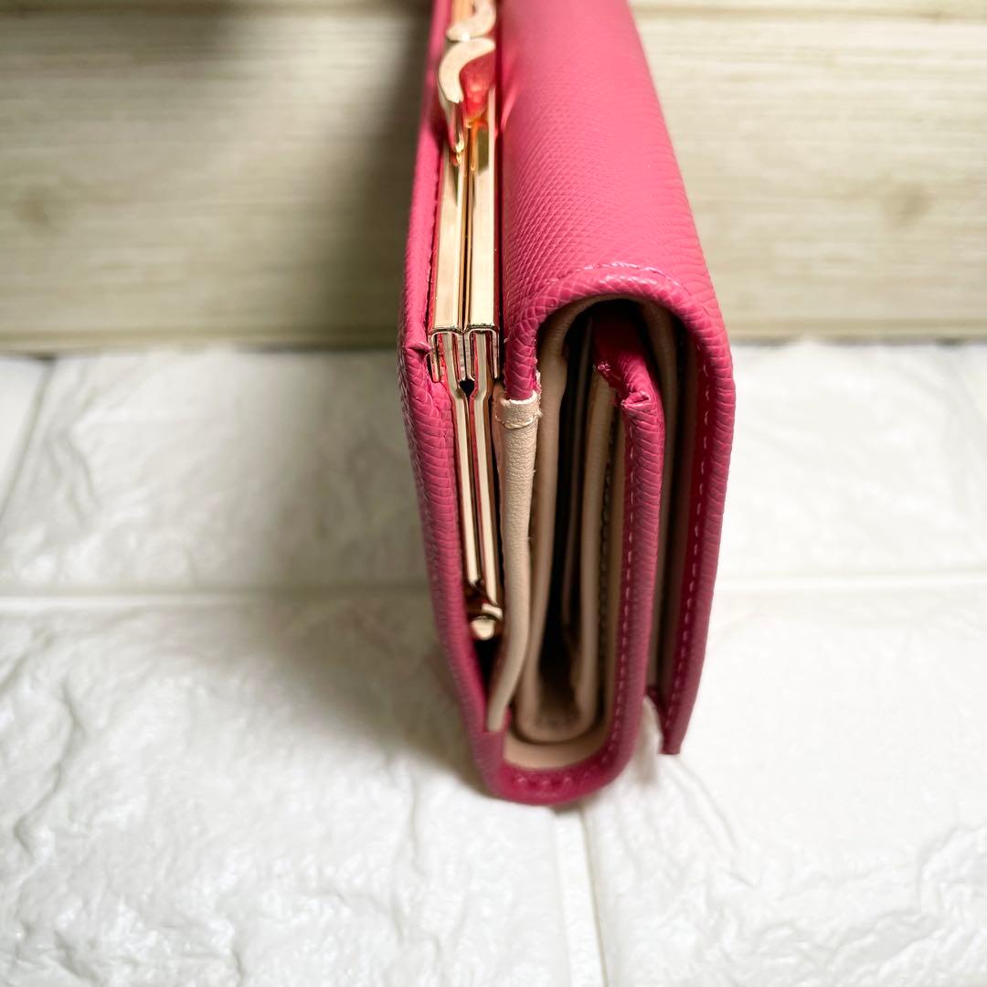 【新品・未使用】ヴィヴィアンウエストウッド 三つ折り財布 913VW106