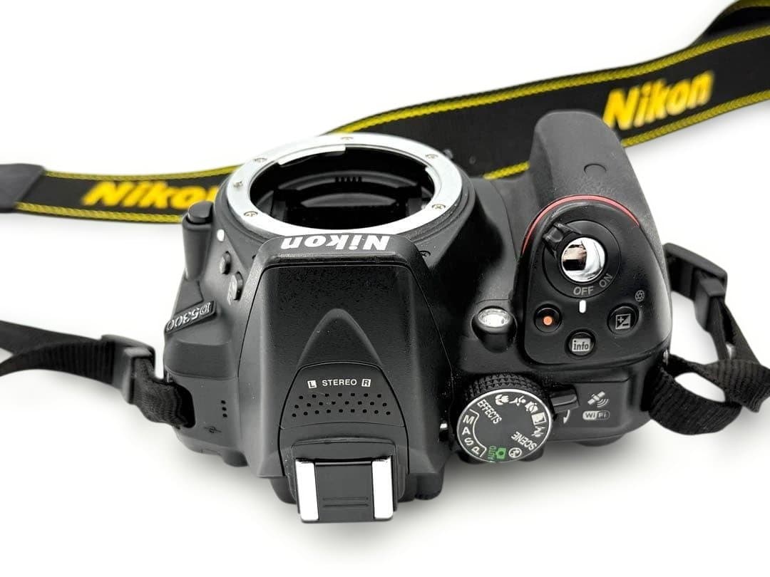 【完動品】Nikon D5300 18-55 レンズセット 動作確認済み