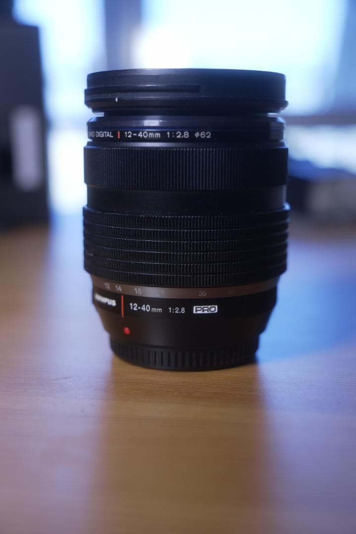 Olympus 12-40mm f/2.8 PROレンズ
