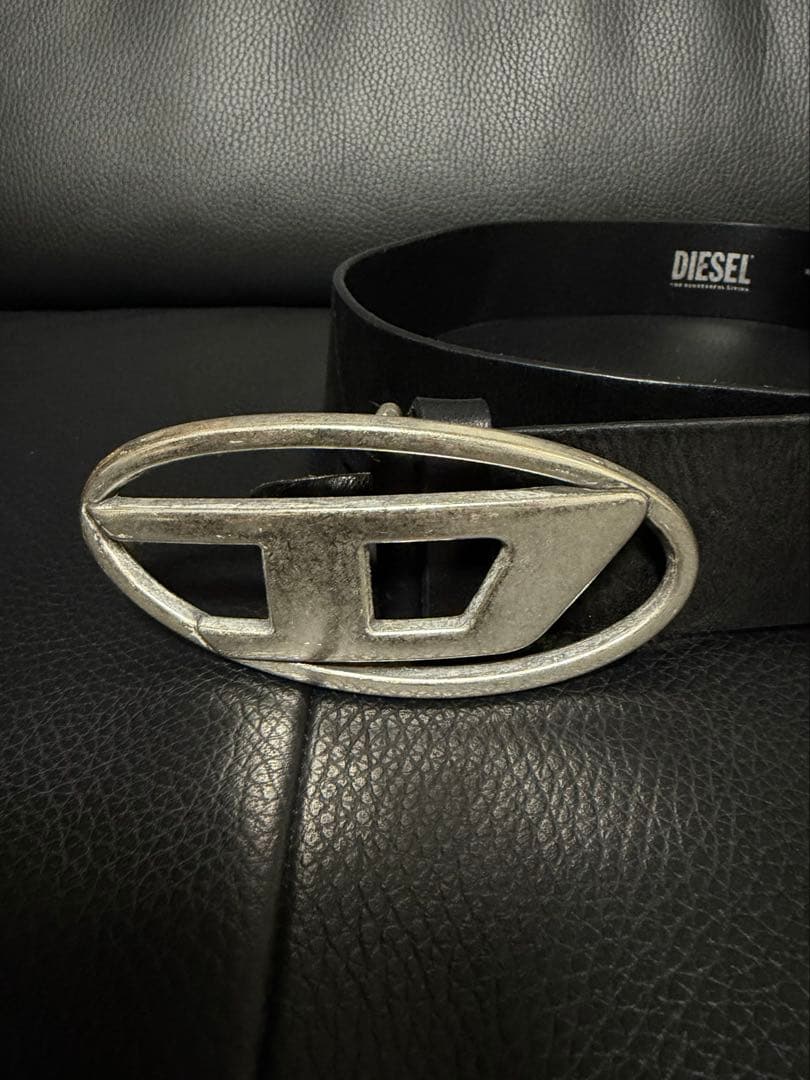 DIESEL ブラックレザー ベルト オーバルバックル　75/30