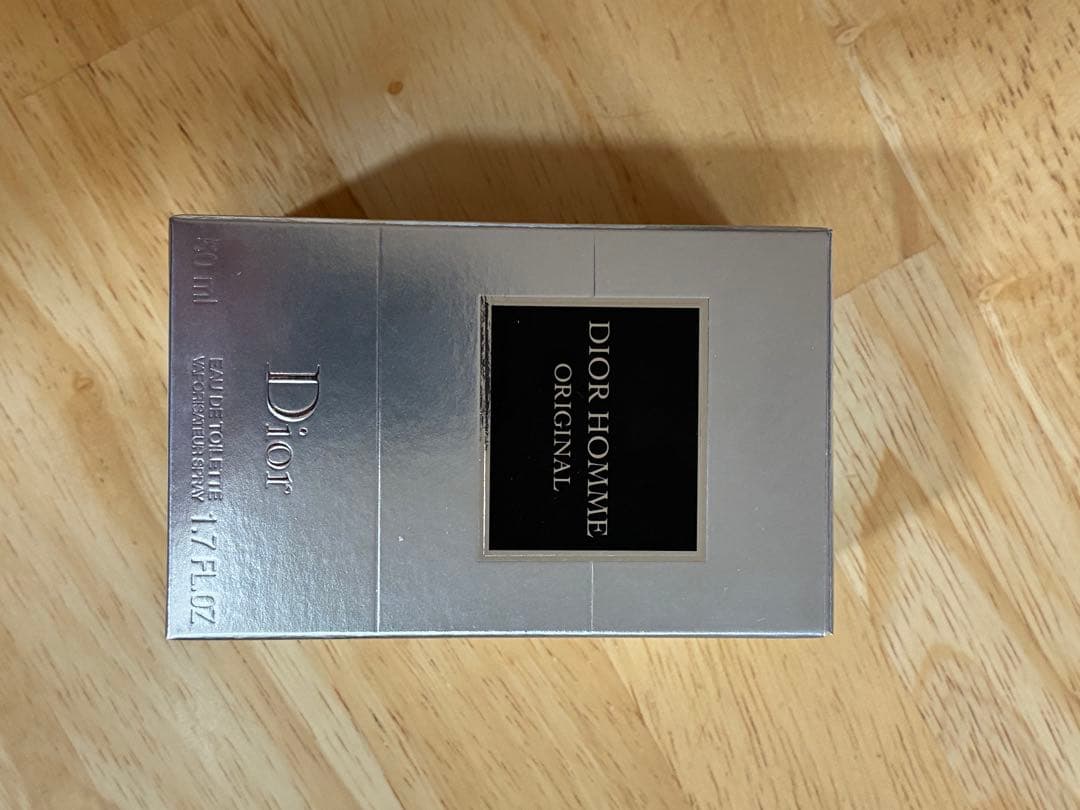 ディオールオム　オードトワレ　ほぼ新品