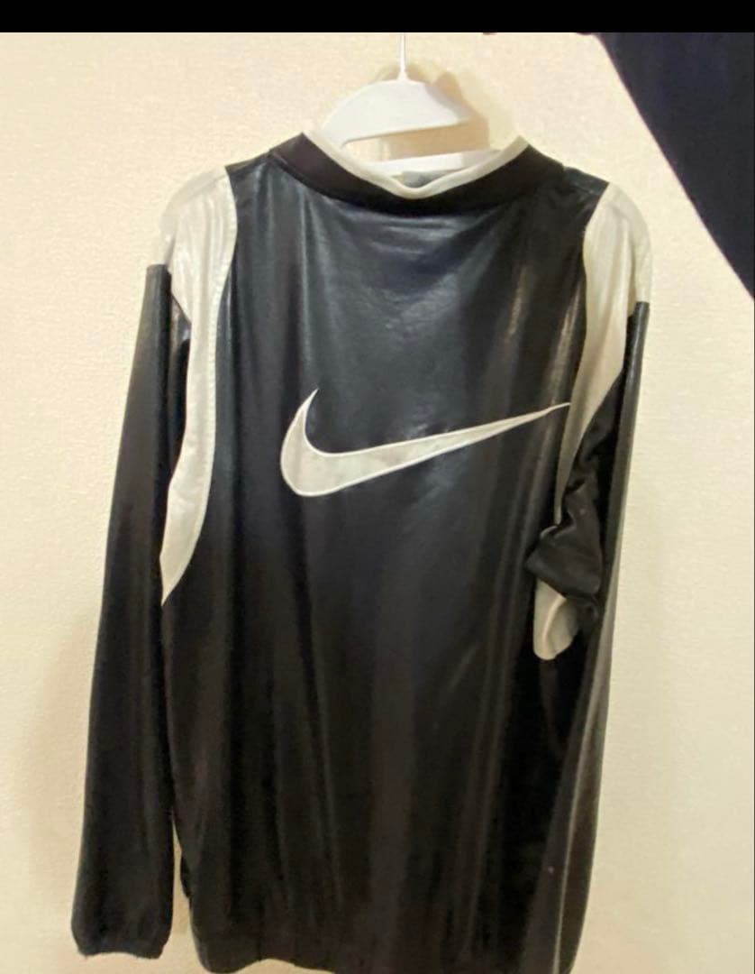 ネ*ャ様 90s NIKE ナイロンプルオーバー