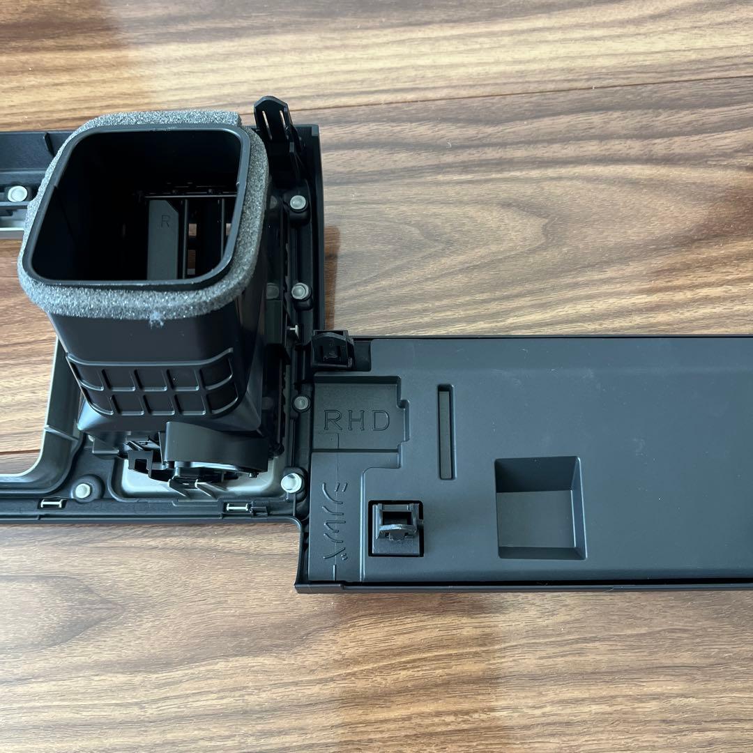 ハイエース8型アースカラーパッケージ　スーパーGLナロー純正インパネ　新車取外し