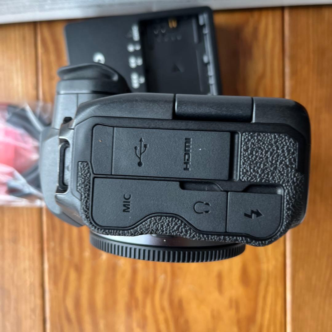 CANON R5 ボディ　ショット数35000未満