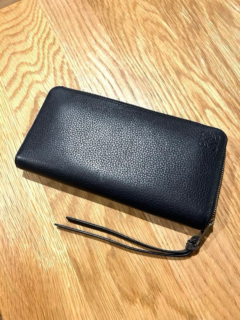 ロエベ　メンズ　長財布　ジッパー　ウォレット　黒　本革　ブラック　レディース