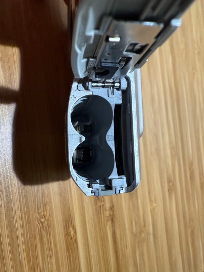 FUJIFILM フジフイルム A100 シルバー 単3電池式