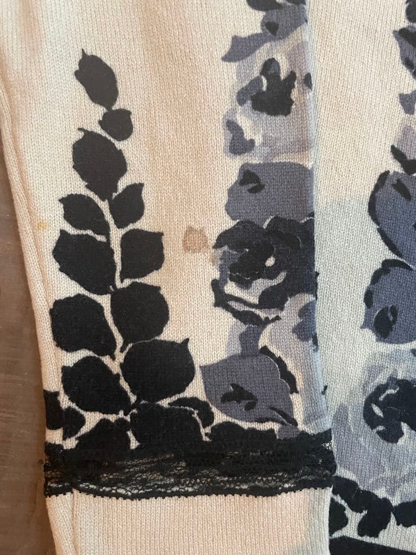 ANNA MOLINARI 花柄ニットセーター